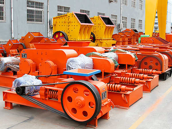 穩(wěn)步發(fā)展中的齒輥破碎機