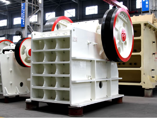 1600+客戶青睞于紅星德版顎式破碎機(jī)的緣由