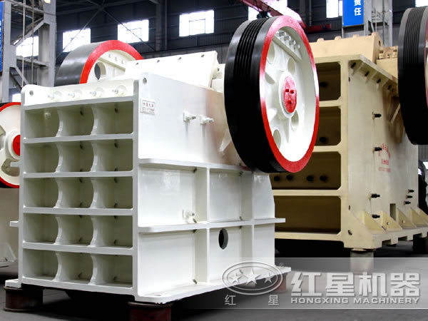 如何選擇穩(wěn)定耐用的鄂式破碎機(jī)？