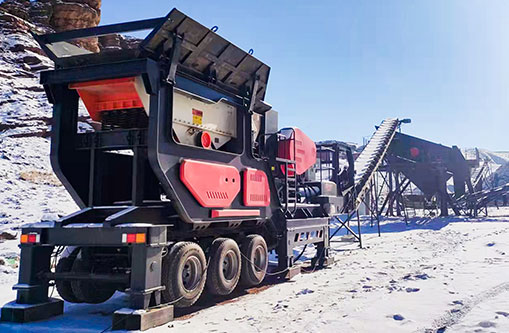 MTF輪胎式移動(dòng)破碎篩分站案例